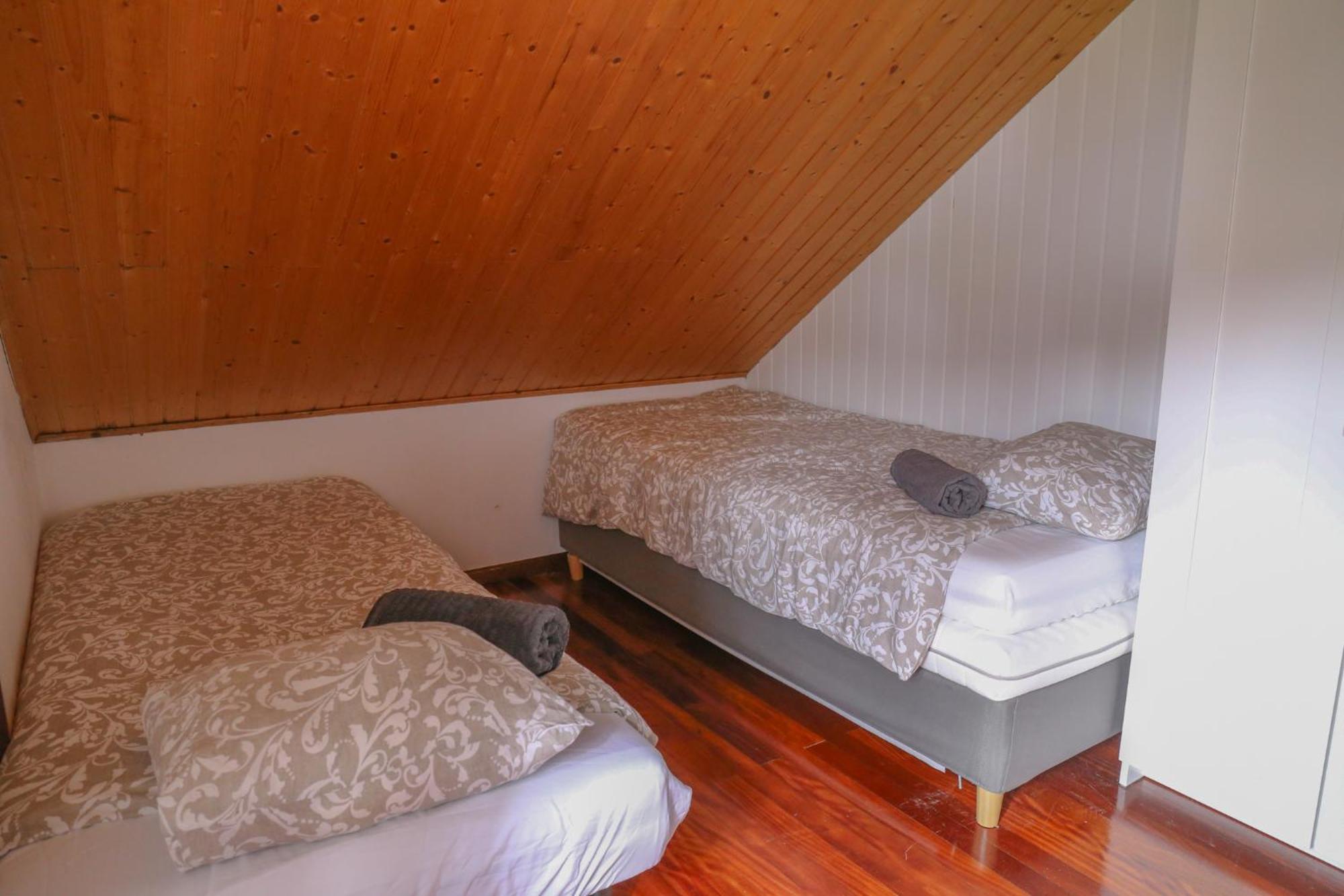 Beachfront Surf & Holiday House, Charming & Quiet Villarrube Exterior foto