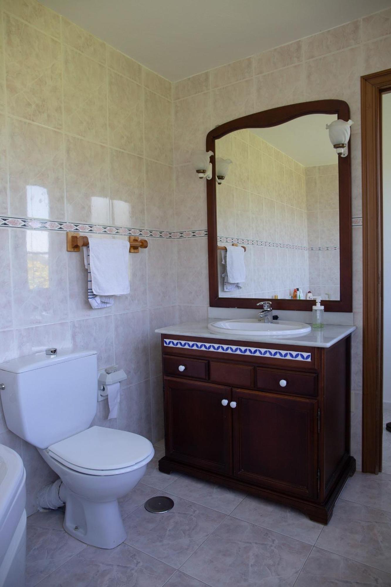 Beachfront Surf & Holiday House, Charming & Quiet Villarrube Exterior foto