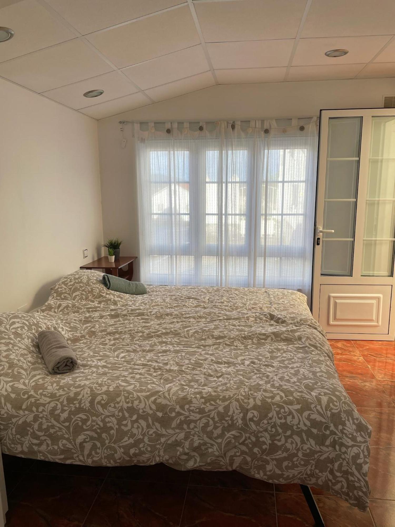 Beachfront Surf & Holiday House, Charming & Quiet Villarrube Exterior foto