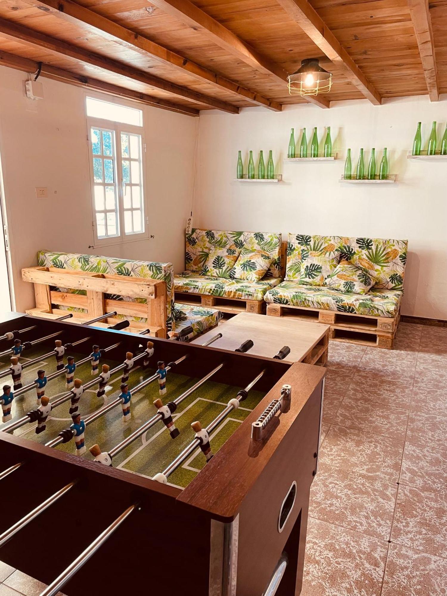 Beachfront Surf & Holiday House, Charming & Quiet Villarrube Exterior foto